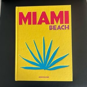 Gorgeous Miami Beach coffee, table book